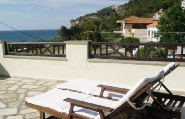 Pleoussa Studio And Apartments Skopelos Town Exterior foto