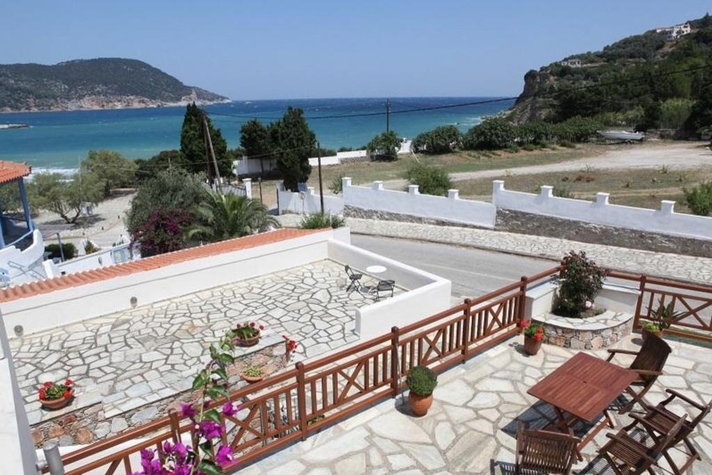 Pleoussa Studio And Apartments Skopelos Town Exterior foto