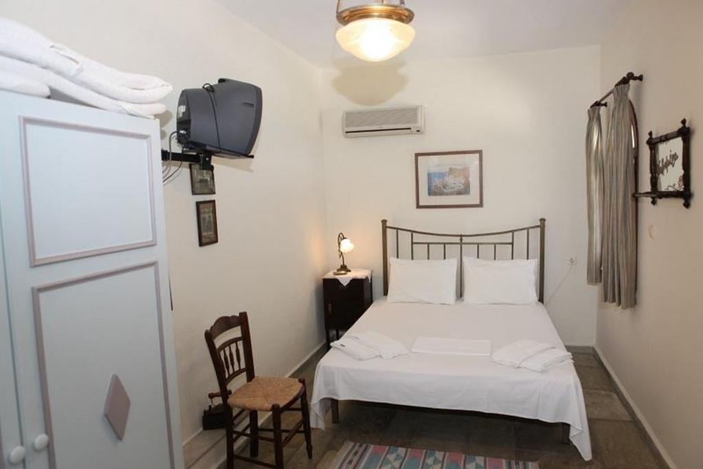 Pleoussa Studio And Apartments Skopelos Town Exterior foto