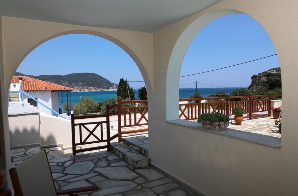 Pleoussa Studio And Apartments Skopelos Town Exterior foto