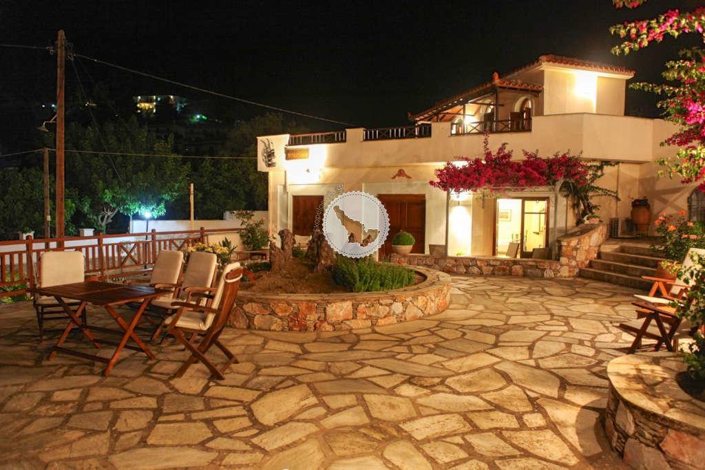 Pleoussa Studio And Apartments Skopelos Town Exterior foto